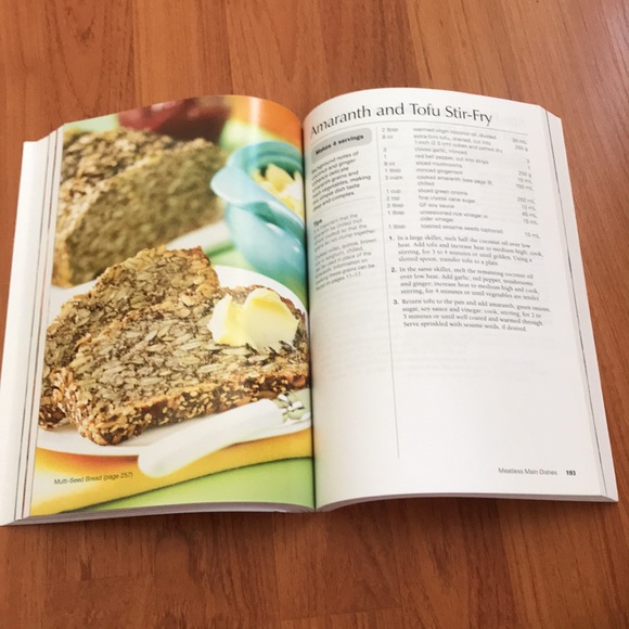 Bob’s Red Mill Everyday Gluten - Free cookbook - Picture 3 of 5